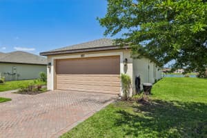 923 Bent Creek Drive, Fort Pierce, FL 34947 - MLS#B26028931