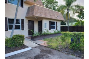 1300 4th Avenue, Fort Lauderdale, FL 33311 - MLS#B26028932