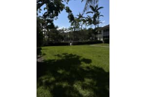 21103 Glenmoor Drive, West Palm Beach, FL 33409 - MLS#B26028941