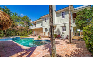 5592 Reef Way, Stuart, FL 34997 - MLS#B26028952