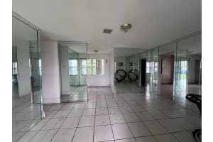 260 42nd Court, Deerfield Beach, FL 33064 Sold 06/05/26