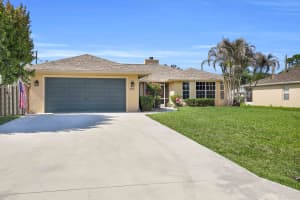 481 Riverside Drive, Port Saint Lucie, FL 34983 - MLS#B26029012