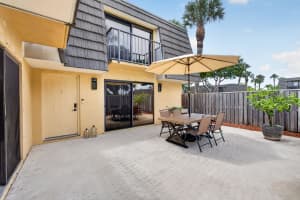 801 8th Way, West Palm Beach, FL 33407 - MLS#B26029023