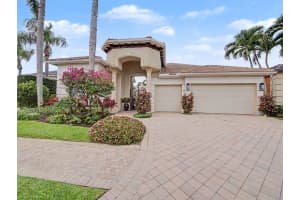 127 Vintageisle Lane, Palm Beach Gardens, FL 33418 - MLS#B26029036