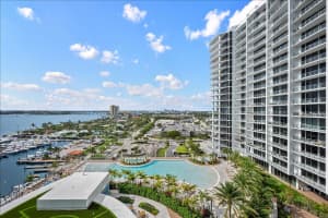 220 Lake Shore Drive, Lake Park, FL 33403 - MLS#B26029046