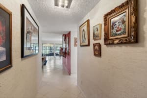 5561 Fairway Park Drive, Boynton Beach, FL 33437 - MLS#B26029062