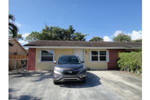 4876 Saratoga Road, West Palm Beach, Fl 33415, West Palm Beach