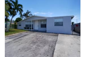 1561 11th Street, Riviera Beach, FL 33404 - MLS#B26029069