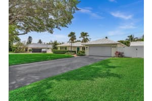 3904 Lowson Boulevard, Delray Beach, FL 33445 - MLS#B26029074