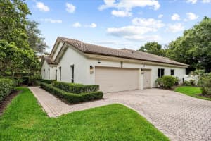1515 Sawgrass Way, Palm City, FL 34990 - MLS#B26029102