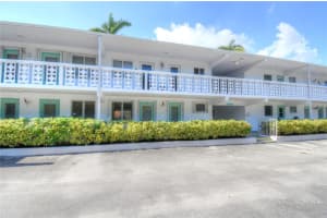 2161 42nd Court, Lighthouse Point, FL 33064 - MLS#B26029114