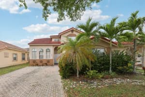 405 Royal Cove Circle, Davie, FL 33325 - MLS#B26029118