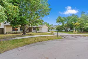 9315 170th Lane, Palmetto Bay, FL 33157 - MLS#B26029120
