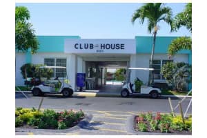 2556 Dudley Dr Drive, West Palm Beach, FL 33415 - MLS#B26029127