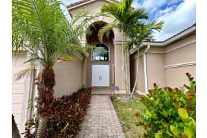 9249 Pineville Drive, Lake Worth, FL 33467 - MLS#B26029132