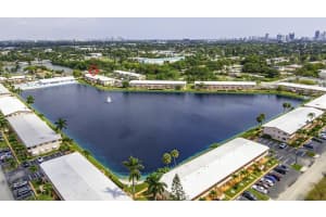 800 10th Terrace, Hallandale Beach, FL 33009 - MLS#B26029138