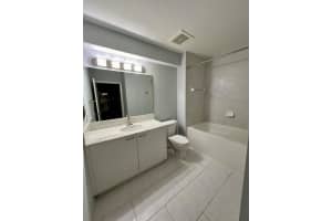 133 2nd Avenue, Miami, FL 33132 - MLS#B26029151