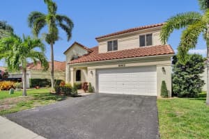8865 Lake Park Circle, Davie, FL 33328 - MLS#B26029204