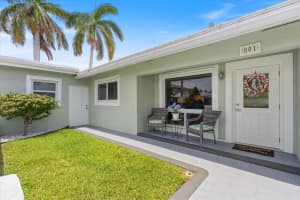 801 Berkeley Street, Boca Raton, FL 33487 - MLS#B26029221
