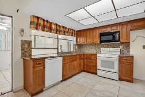 2540 34th Terrace, Lauderdale Lakes, FL 33311 - MLS#B26029251