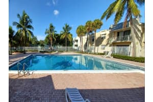 409 Executive Center Dr APT 209, West Palm Beach, FL 33401, - MLS#B26029264