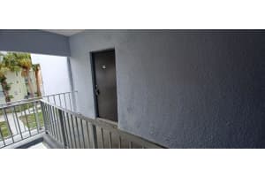 409 Executive Center Dr APT 209, West Palm Beach, FL 33401, - MLS#B26029264