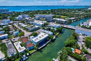 4011 Meridian Avenue, Miami Beach, FL 33140 - MLS#B26029293