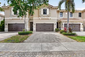 8437 Lakeview Trail, Parkland, FL 33076 - MLS#B26029300