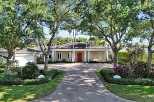 15 Minnetonka Road, Sea Ranch Lakes, FL 33308 - MLS#B26029310