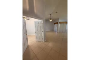 633 Whitfield Way, Port Saint Lucie, FL 34986 - MLS#B26029353