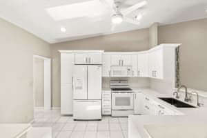 6099 Kings Gate Circle, Delray Beach, FL 33484 - MLS#B26029409