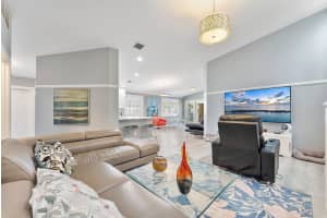 8210 Saint Johns Court, Wellington, FL 33414 - MLS#B26029412