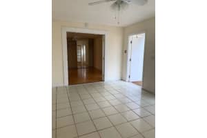639 Executive Center Drive, West Palm Beach, FL 33401 - MLS#B26029445