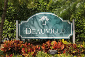 6550 Oriole Boulevard, Delray Beach, FL 33446 - MLS#B26029466