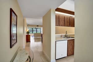 6037 Balboa Circle, Boca Raton, FL 33433 - MLS#B26029484
