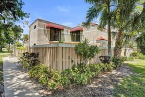 4260 Village Drive, Delray Beach, FL 33445 - MLS#B26029503