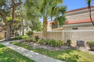 4260 Village Drive, Delray Beach, FL 33445 - MLS#B26029503