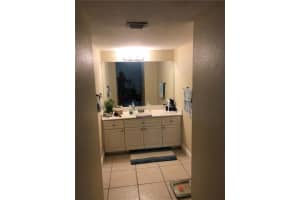 10411 Kendall Drive, Miami, FL 33176 - MLS#B26029521