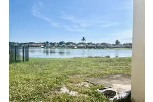 8820 Lake Park Cir Circle, Davie, FL 33328 Sold 06/05/26