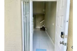 9576 8th Circle, Plantation, FL 33324 - MLS#B26029534