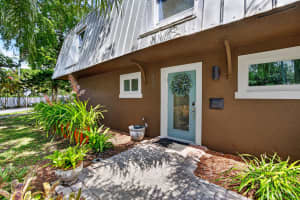 4001 NE 14th Ave, Oakland Park, FL 33334, - MLS#B26029565