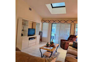 10110 Andrea Lane, Boynton Beach, FL 33437 - MLS#B26029581