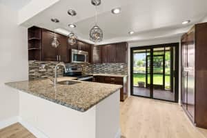 28 Wimbledon Lake Drive, Plantation, FL 33324 - MLS#B26029648