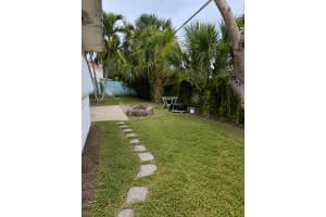 38 8th Avenue, Deerfield Beach, FL 33441 - MLS#B26029660
