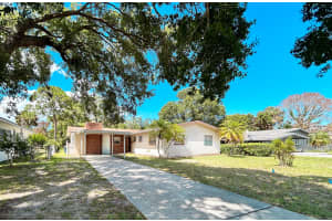1308 Kentucky Avenue, Fort Pierce, FL 34950 - MLS#B26029703