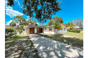 1308 Kentucky Avenue, Fort Pierce, FL 34950 - MLS#B26029703