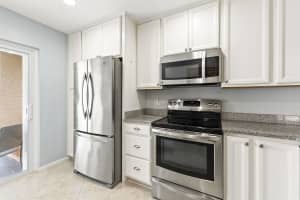 5846 Summerfield Court, Fort Pierce, FL 34982 - MLS#B26029731