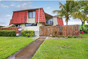 8385 Trent Court, Boca Raton, FL 33433 - MLS#B26029833