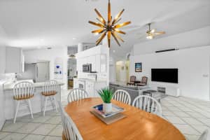 1643 Oak Berry Circle, Wellington, FL 33414 - MLS#B26029859