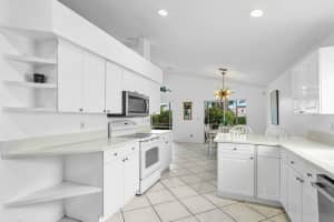 1643 Oak Berry Circle, Wellington, FL 33414 - MLS#B26029859